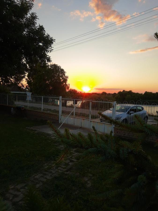 Villa Diiva Curug Zewnętrze zdjęcie